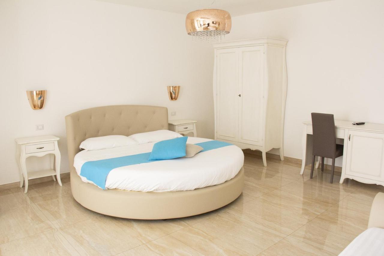 B&B Imperial Exclusive Rooms&Breakfast Porto Cesareo Exterior foto