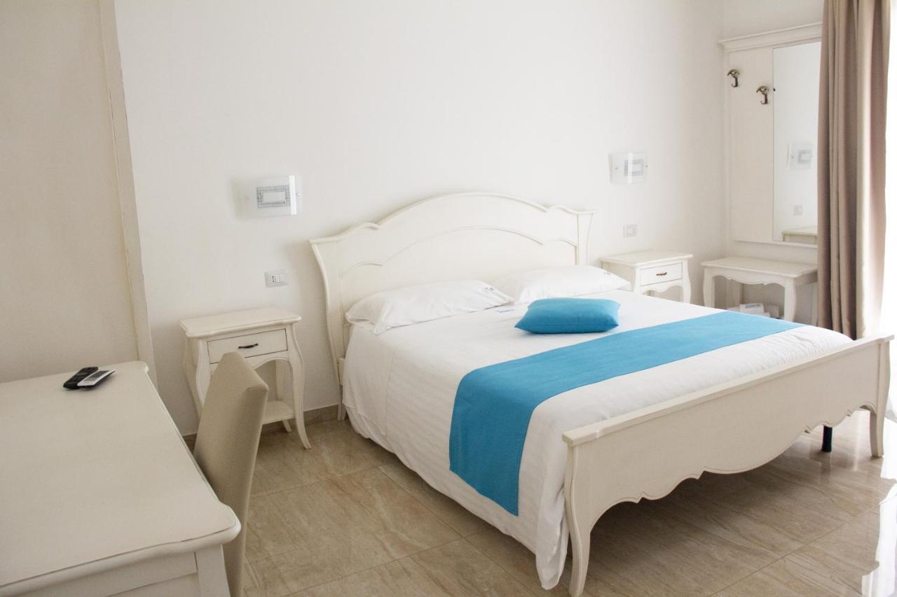 B&B Imperial Exclusive Rooms&Breakfast Porto Cesareo Exterior foto