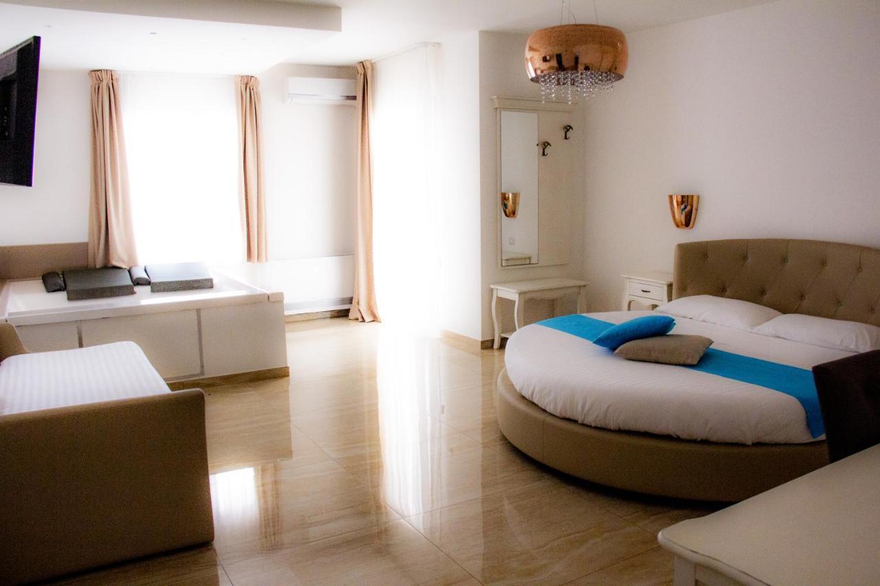 B&B Imperial Exclusive Rooms&Breakfast Porto Cesareo Exterior foto