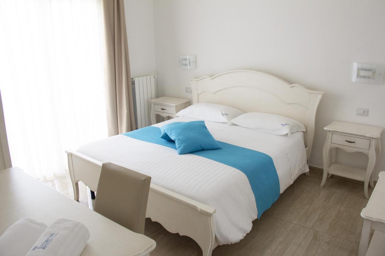B&B Imperial Exclusive Rooms&Breakfast Porto Cesareo Exterior foto