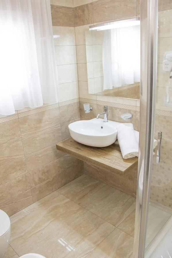 B&B Imperial Exclusive Rooms&Breakfast Porto Cesareo Exterior foto