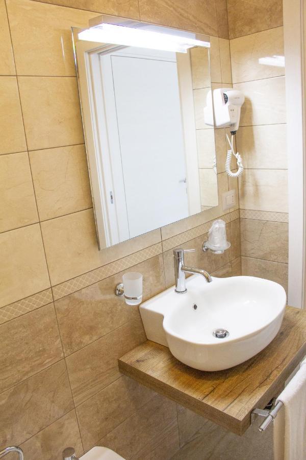 B&B Imperial Exclusive Rooms&Breakfast Porto Cesareo Exterior foto
